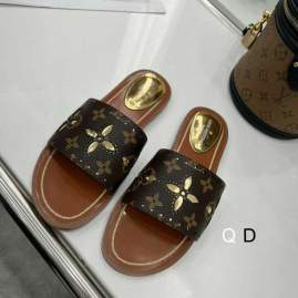 Picture of Louis Vuitton Slippers _SKULVsz35-42GDT0129399